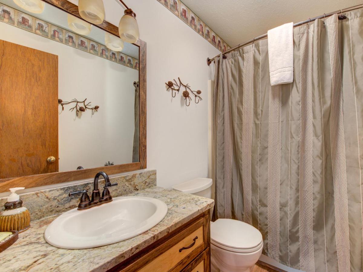 Between Here & There, 3 Bedrooms, Sleeps 6, Views, Hot Tub Gatlinburg Bagian luar foto